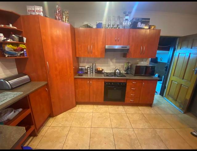 3 BEDROOM TOWNHOUSE FOR SALE IN AERORAND